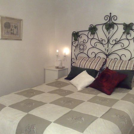 Box Bed & Breakfast Ngoại thất bức ảnh